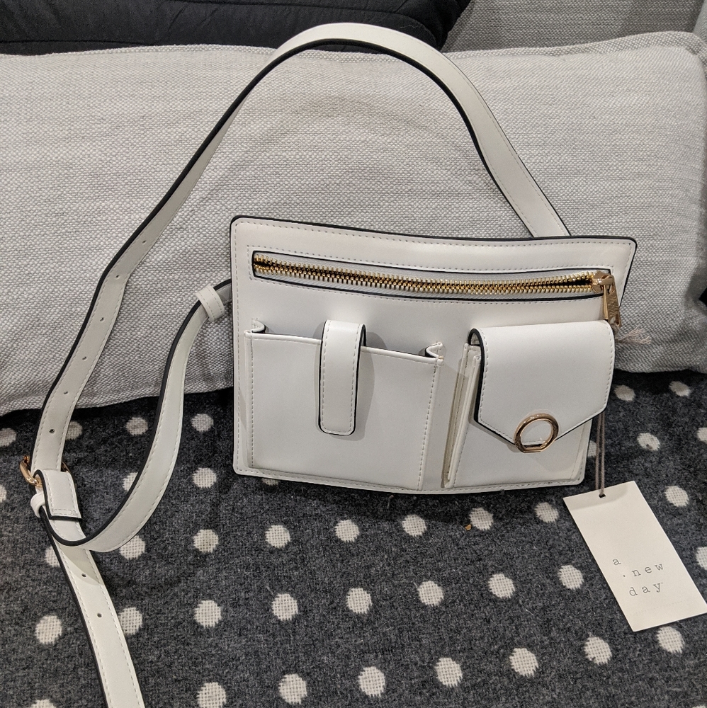 White fanny pack / belt bag - A New Day